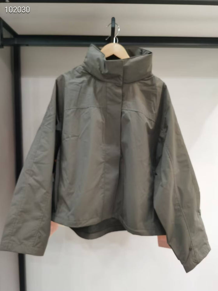 Veste de transition légère pour femmes avec col haut Chic & Stil