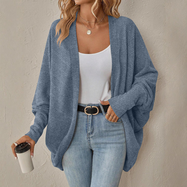 Ladies casual cardigan with wide sleeves and an open design Lune London
