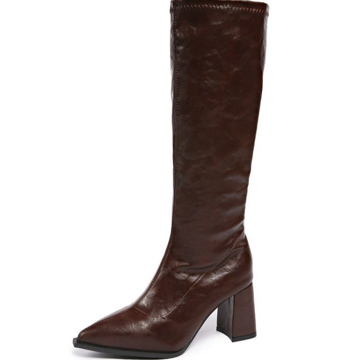 Fashion boots for women with a block heel and a pointed toe Lune London