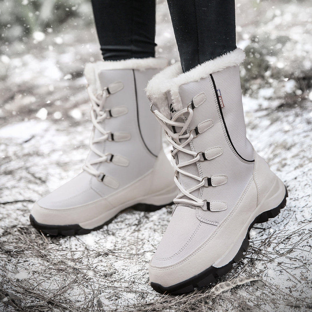Insulated winter boots for women with slip-resistant sole and soft inner lining Lune London