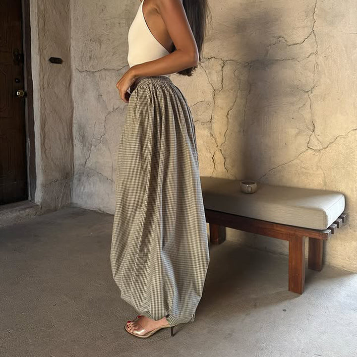 Casual women's pants with a voluminous cut and Vichy pattern Lune London