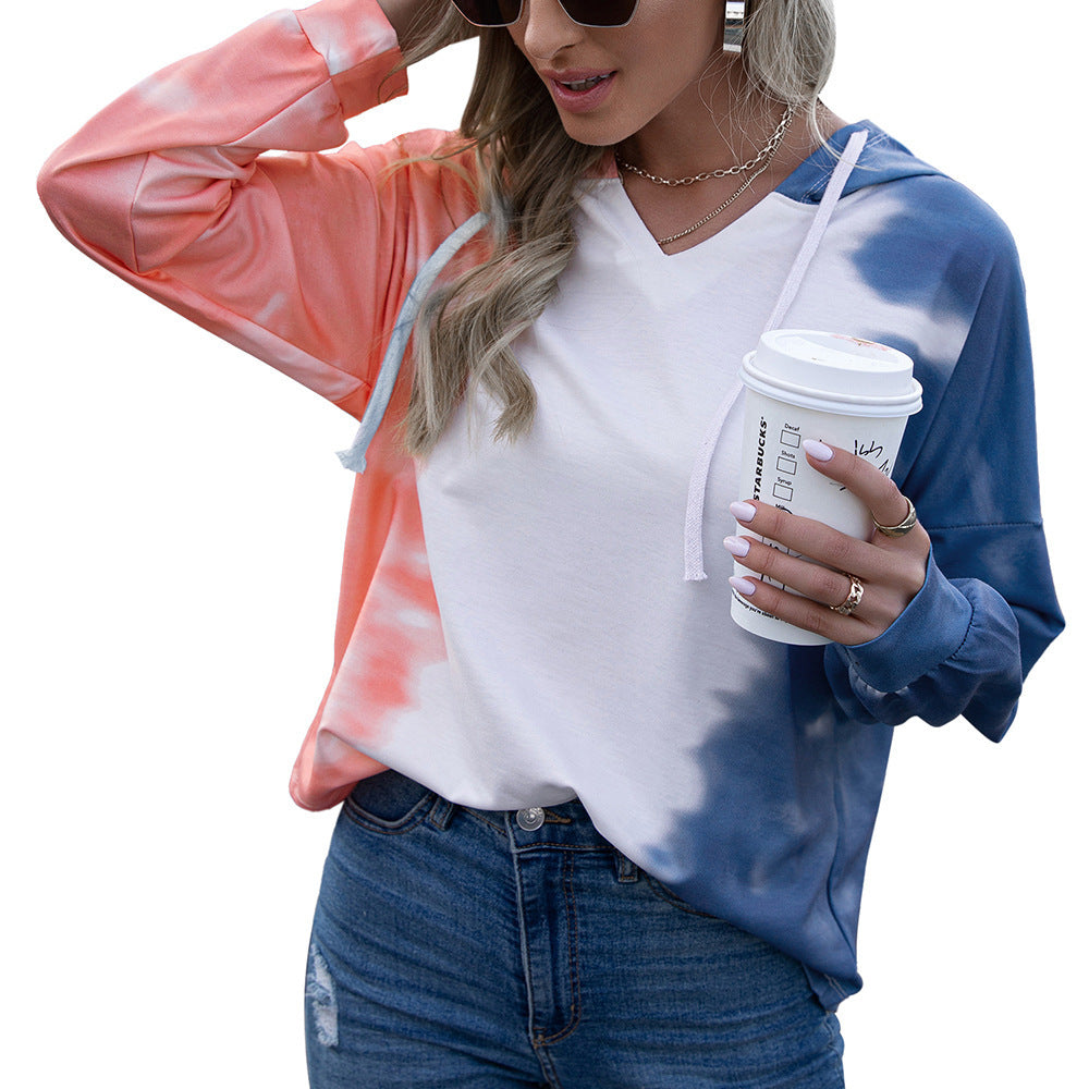 Casual hoodie for women with trendy Tie-Dye design Lune London