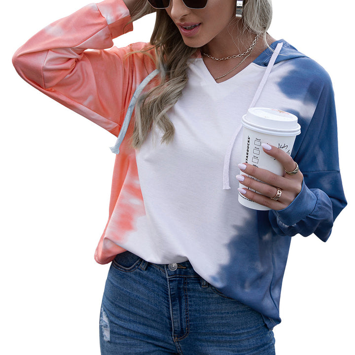 Casual hoodie for women with trendy Tie-Dye design Lune London