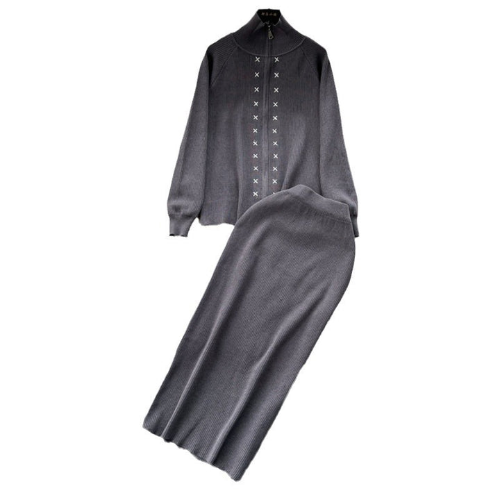 Elegant women's knit set with zipper Lune London