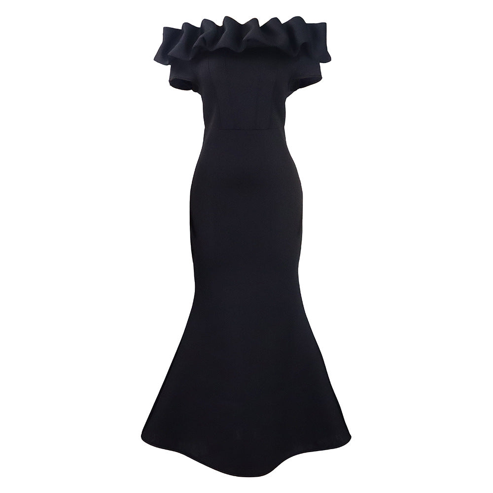 Fitted evening dress for women with voluminous ruffle collar Lune London