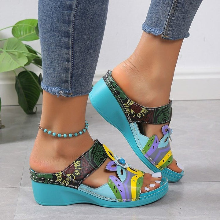 Fashion wedge sandals for women with floral decoration Lune London