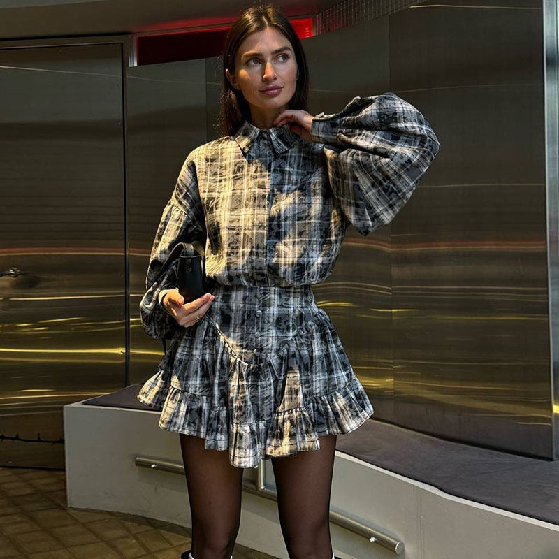 Striped blouses for women with voluminous sleeves and a gathered hem Lune London