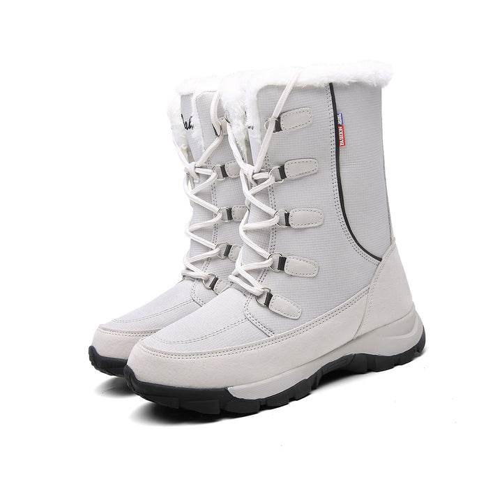 Insulated winter boots for women with slip-resistant sole and soft inner lining Lune London
