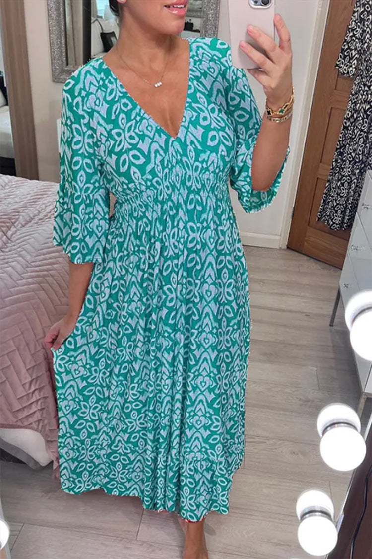 Maxi dress for women with V-neck and striking floral pattern Lune London