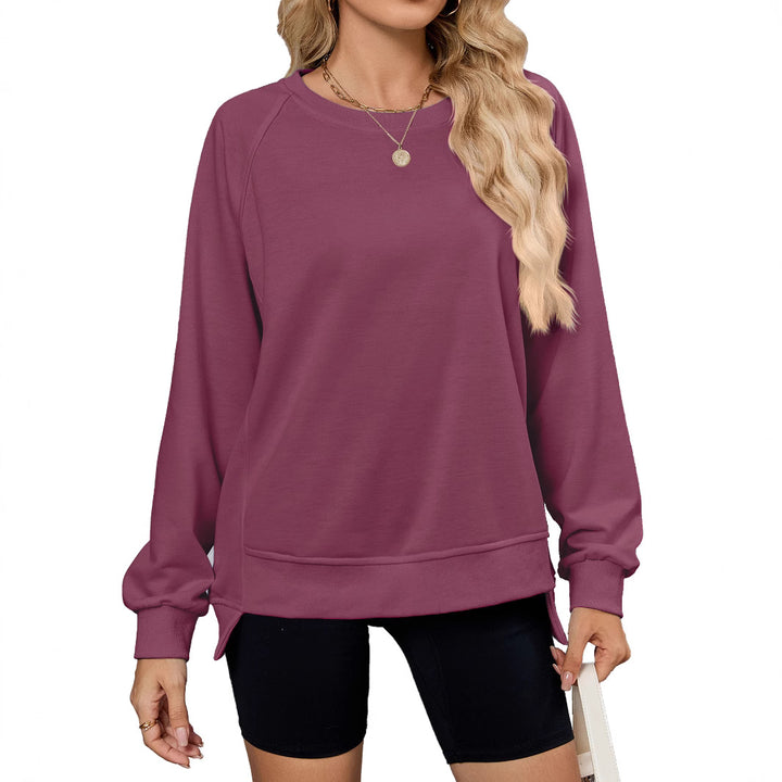 Casual sweatshirt for women with side slits and casual cut Lune London