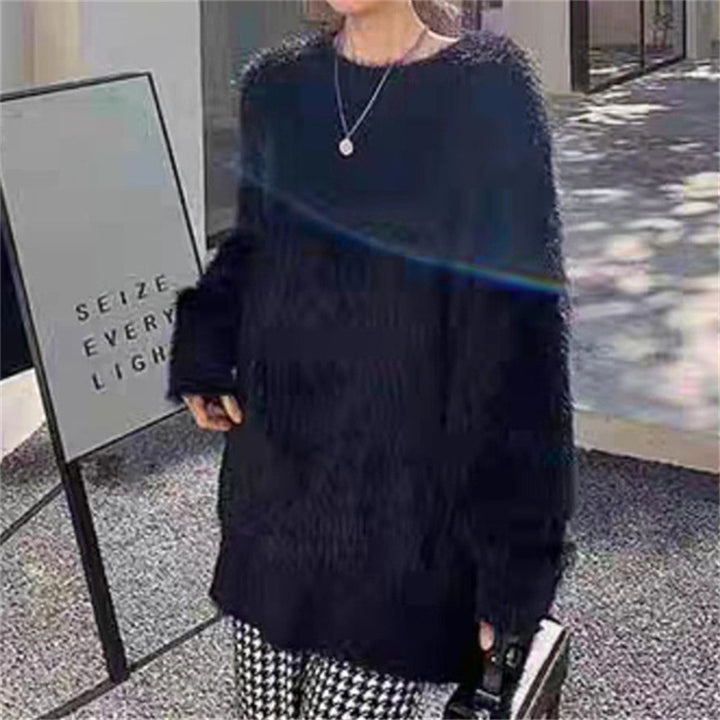 Women Plush Round Neck Sweater with Relaxed Fit and Oversized Size Lune London