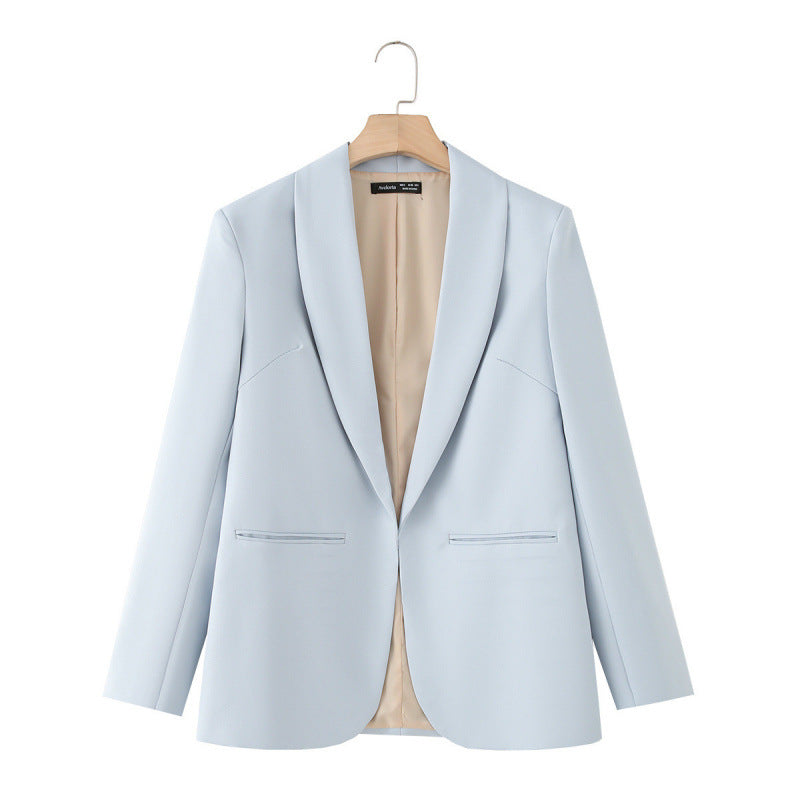Ladies elegant blazer with unique cut and pockets Lune London