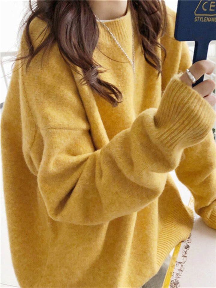 Oversized knitted pullover for women with a soft material and a relaxed fit Lune London
