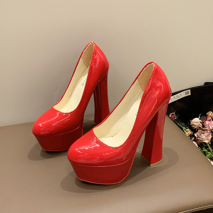 Platform pumps for women with a sleek shiny look and a sturdy platform Lune London