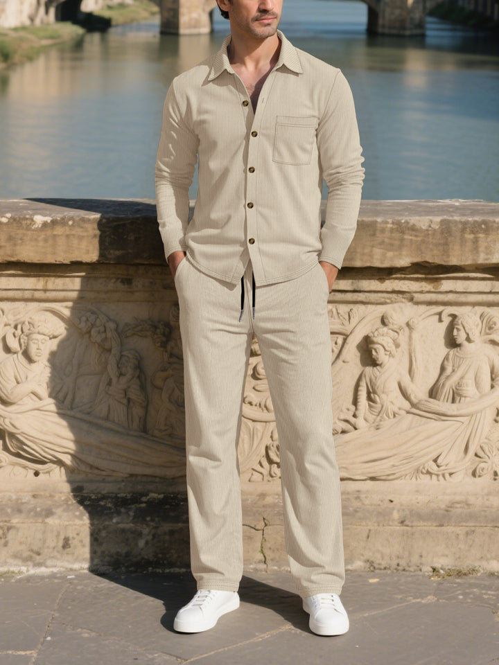 Elegant casual suit for men with structured design and practical pockets Lune London