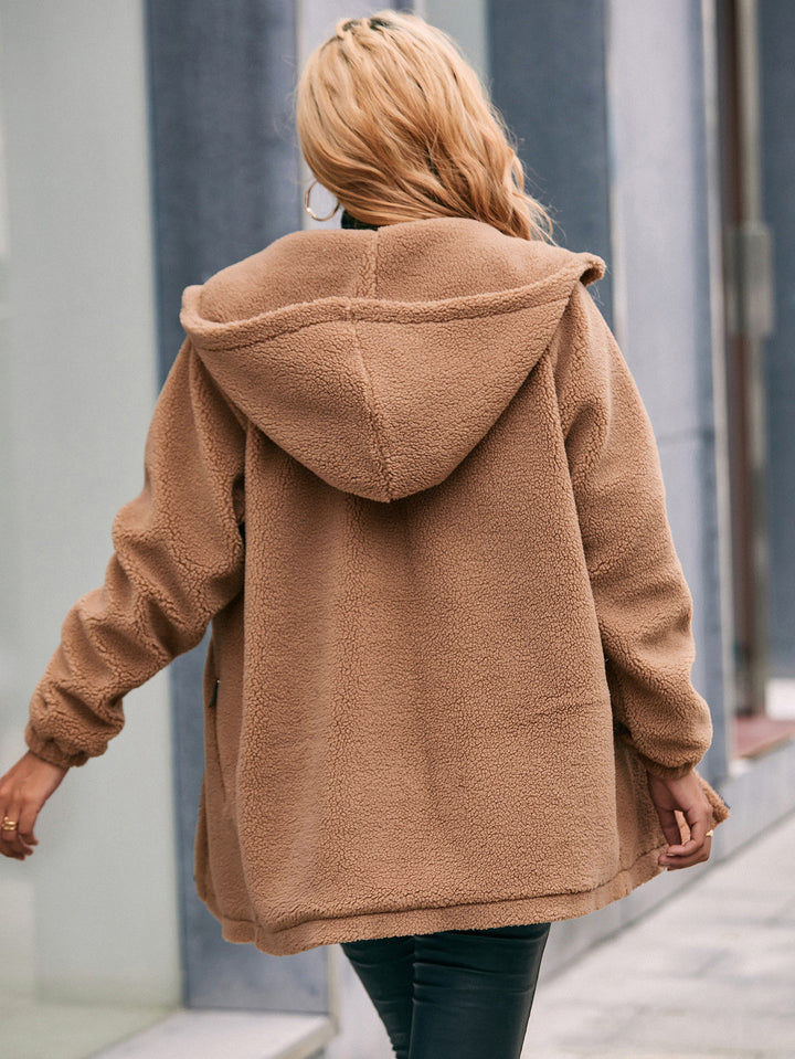 Fleece teddy jacket for women with practical pockets and high collar Lune London