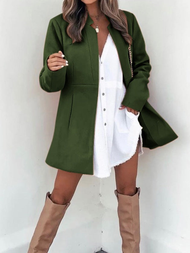 Women's minimalist coat in wool style with elegant cut Lune London
