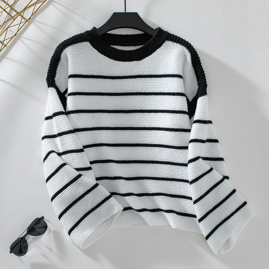 Casual knit sweater for women with blocked striped pattern and loose fit Lune London