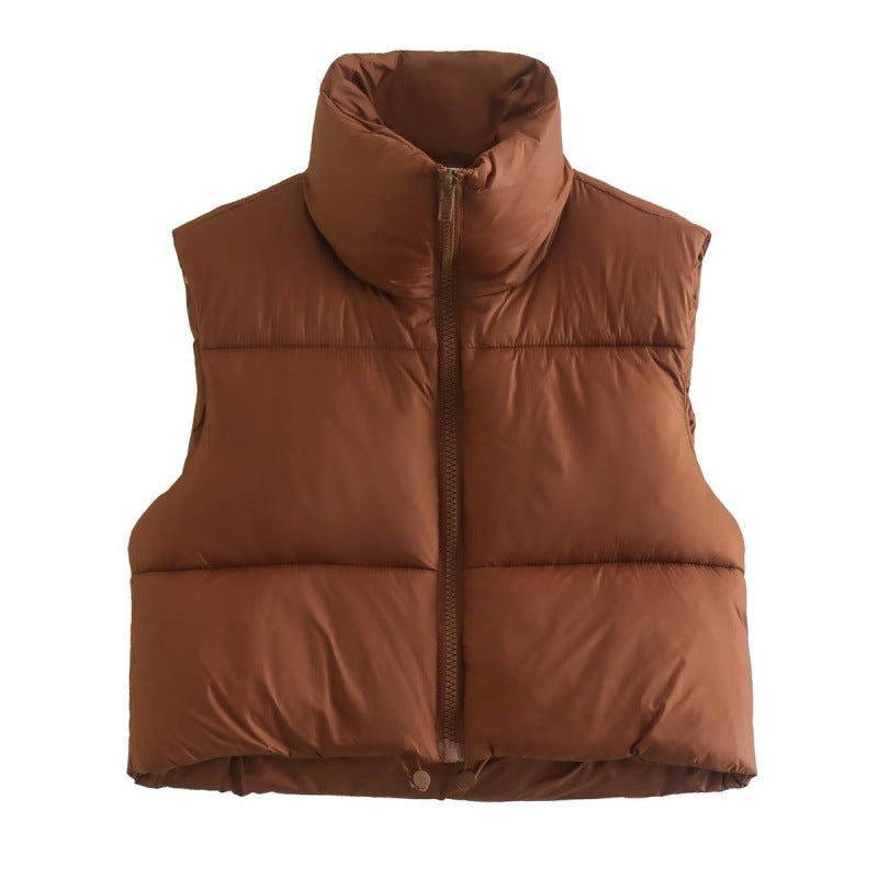Quilted vest for women with high collar and practical pockets Lune London