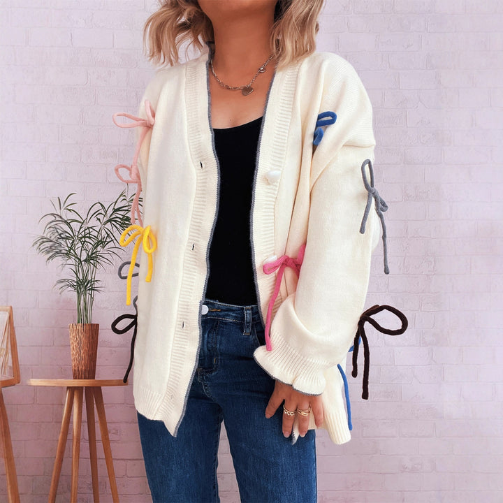 Gilet pour femmes avec des accents de nœuds colorés et une coupe oversized Chic & Stil