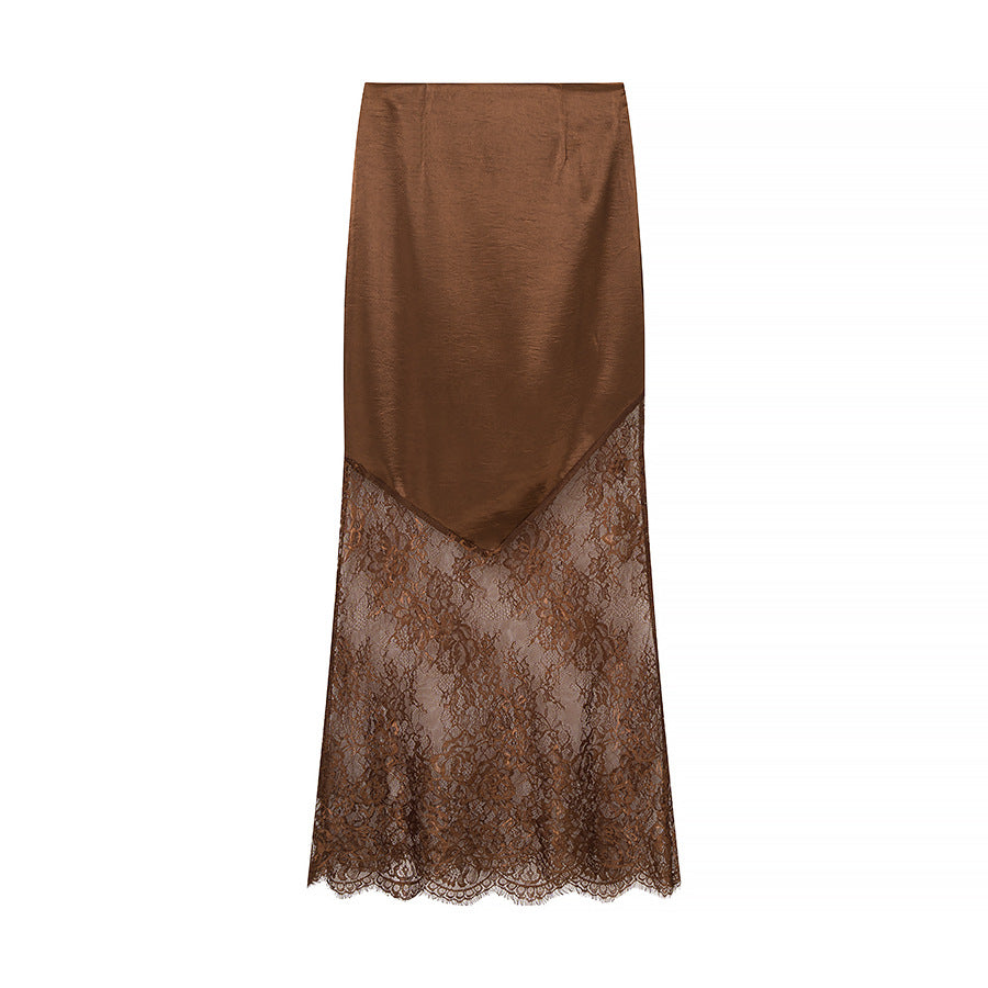 Jupe en dentelle élégante pour femmes avec un haut en satin luxueux et des accents floraux Chic & Stil