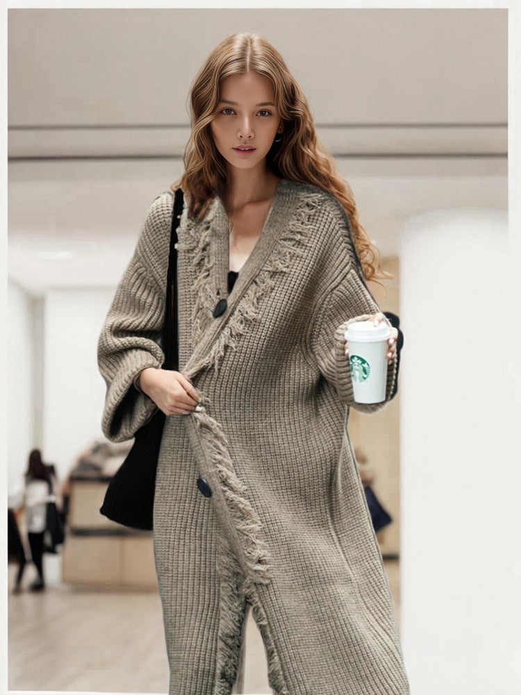 Chunky knit coat for women with fringes and elegant button closure Lune London