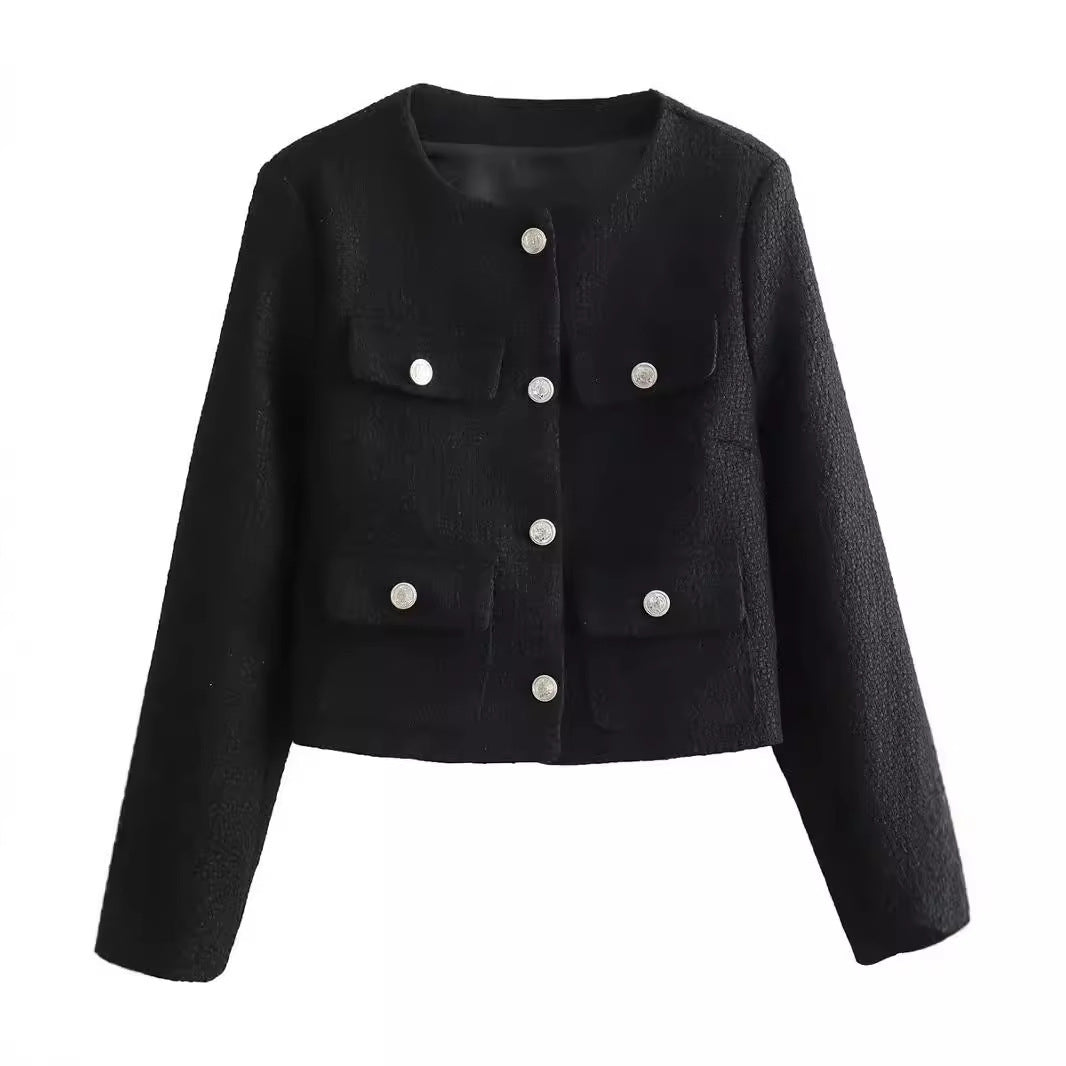 Veste courte tendance pour femmes avec boutons dorés et poches plaquées Lune London