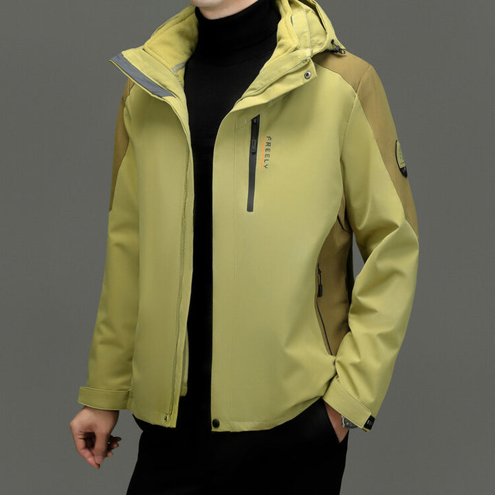 Functional jacket for men with innovative water-repellent properties Lune London