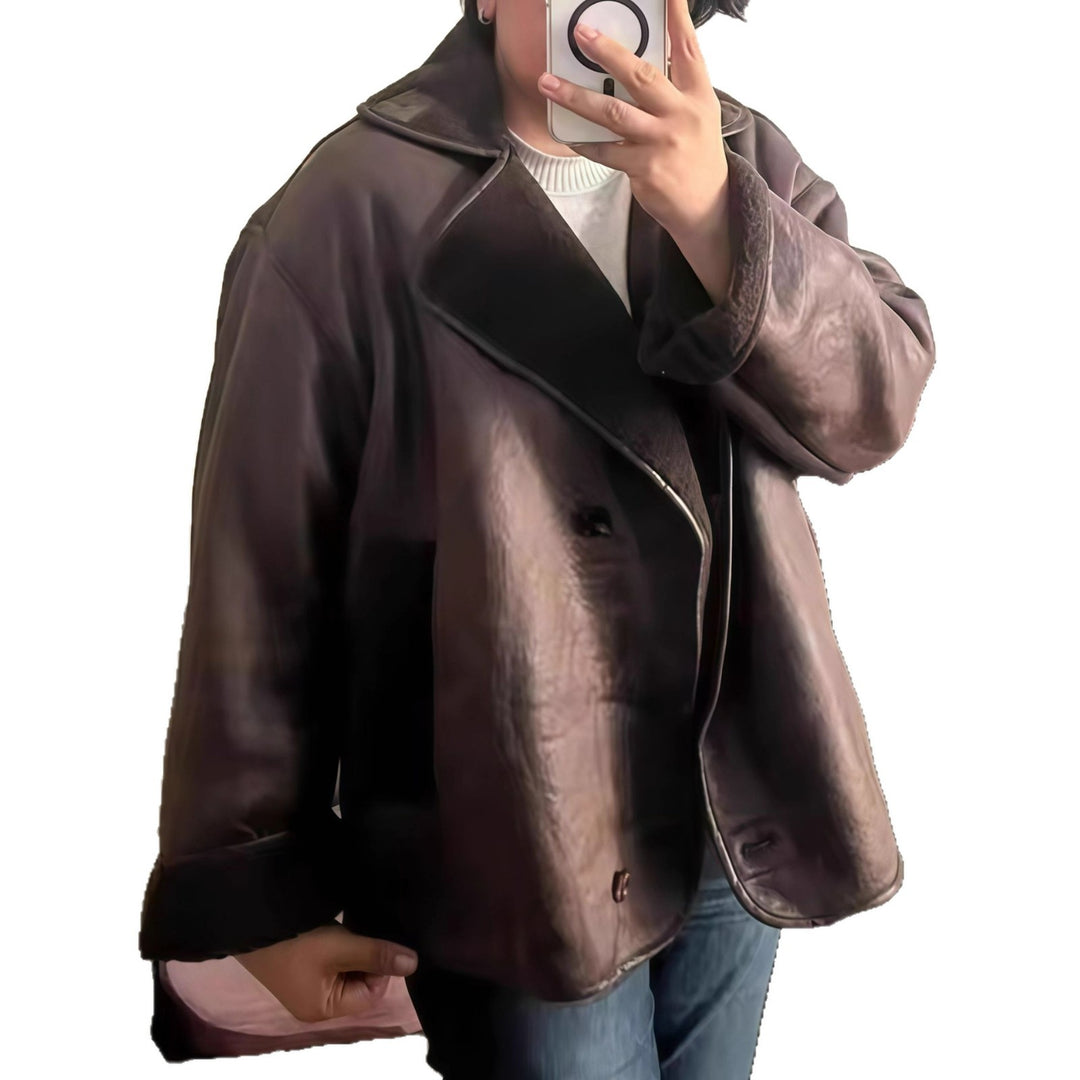 Elegant women's oversized jacket with soft lining and refined structure Lune London