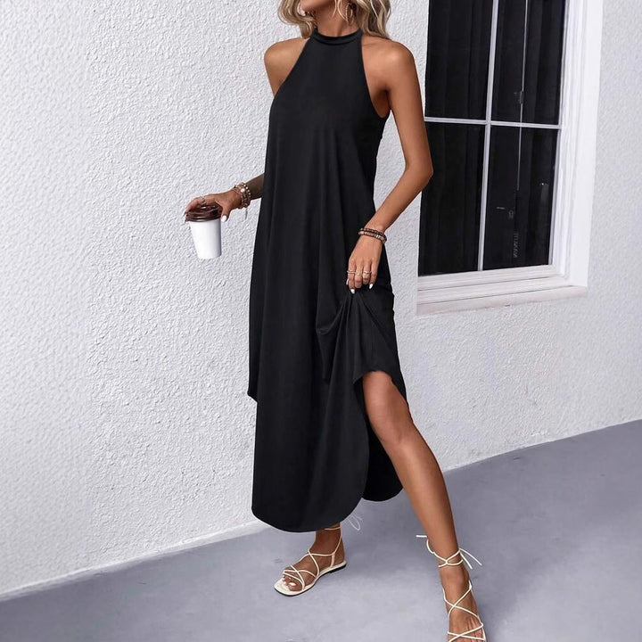 Casual summer maxi dress for women with an elegant backless design and practical pockets Lune London