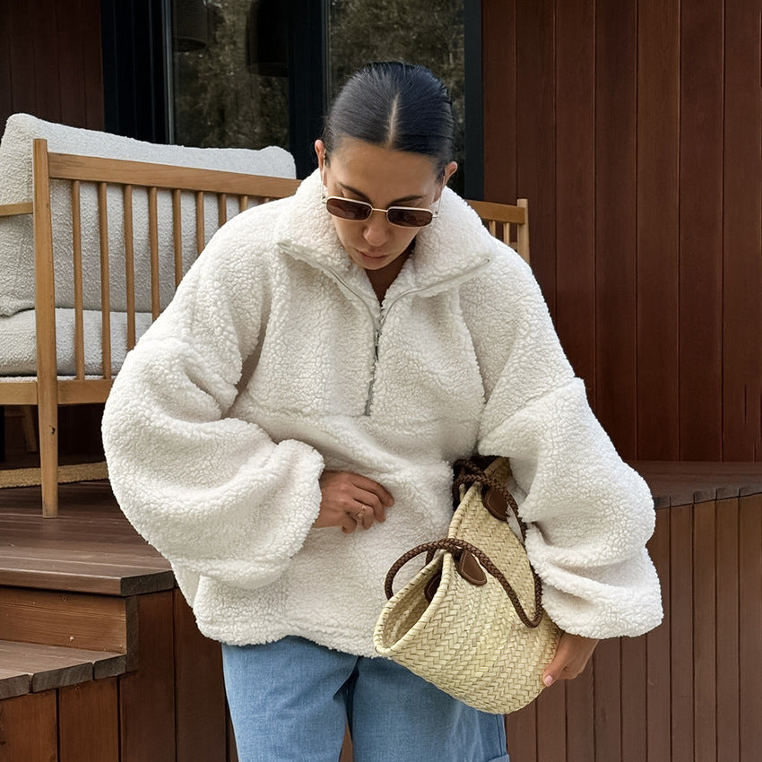 Soft fleece sweater for women with high collar and pockets Lune London