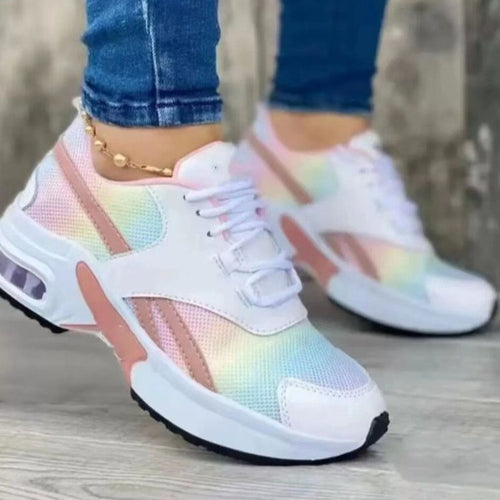 Sport shoes for women with innovative cushioning technology Lune London