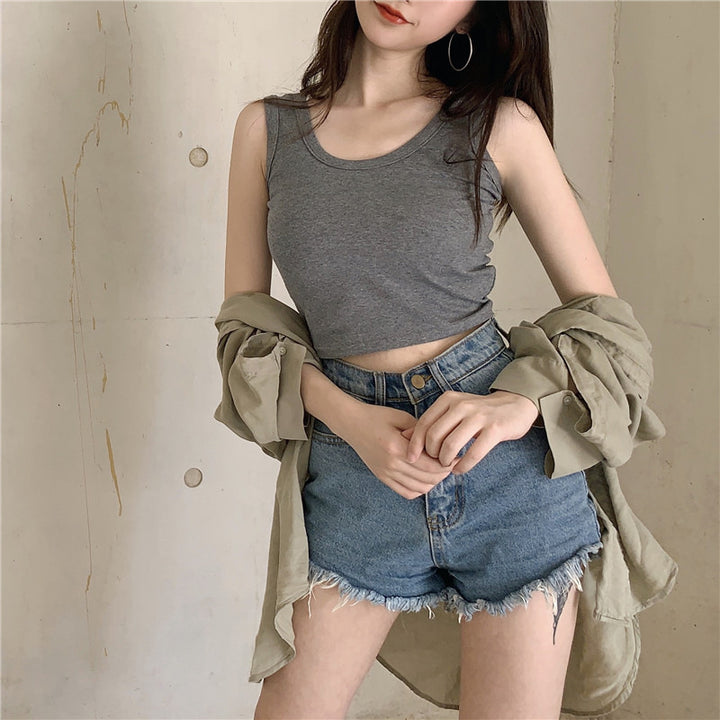 Women's crop top made of breathable cotton with a slim fit Lune London