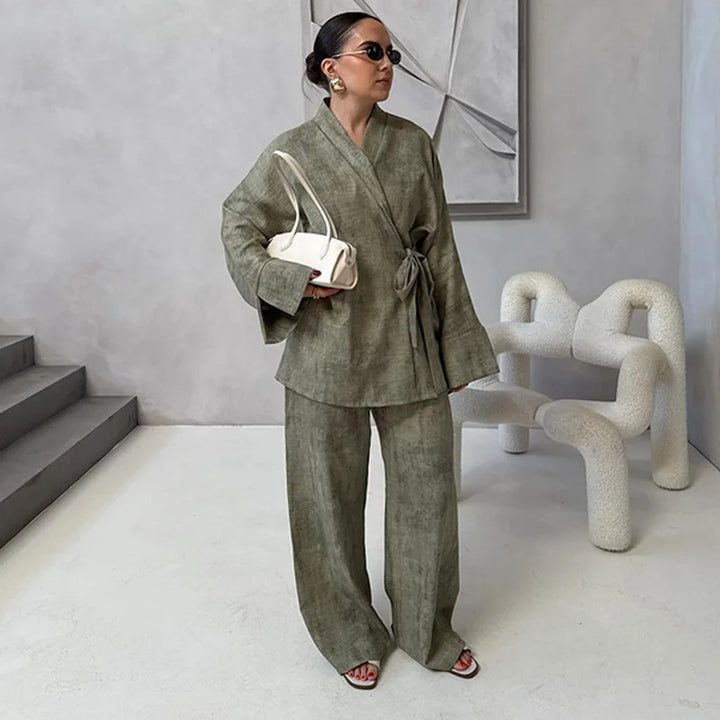 Ensemble élégant et décontracté pour femmes comprenant un haut et un pantalon large Chic & Stil