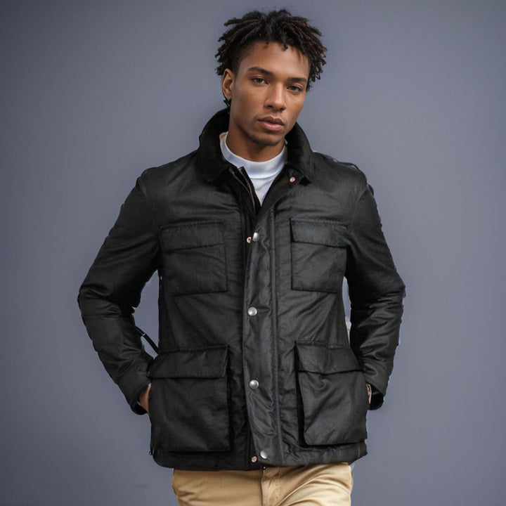 Elegant utility jacket for men with several practical pockets and faux fur collar Lune London