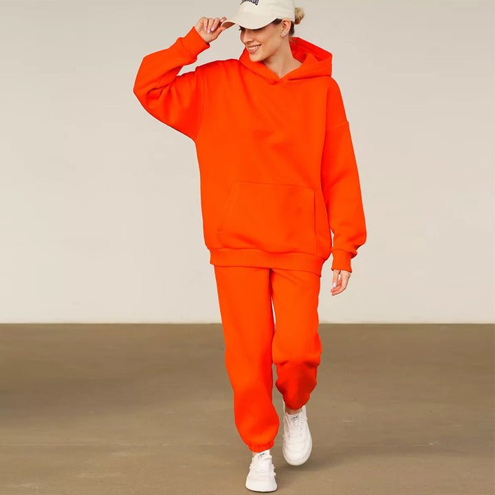 Women comfortable hoodie and jogger pants set Lune London