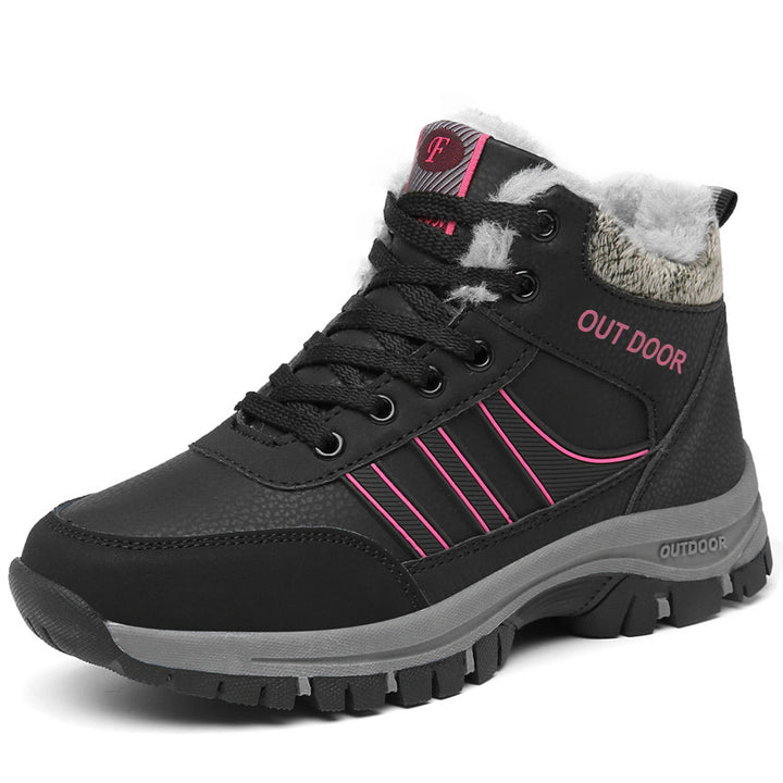 Winter hiking boots for women with insulating lining and non-slip sole Lune London