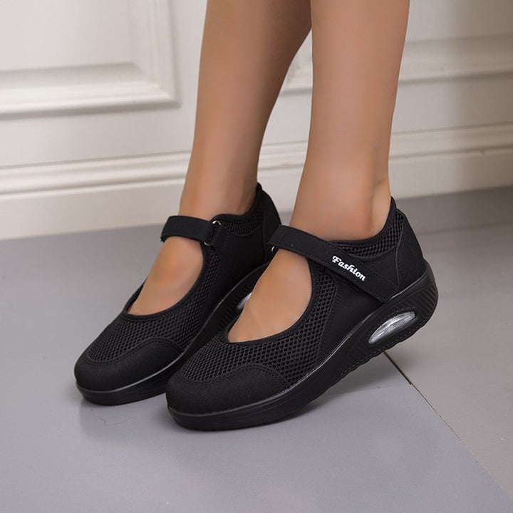 Comfortable Slip-On Sneakers for Women with Chic Breathable Mesh Structure and Style