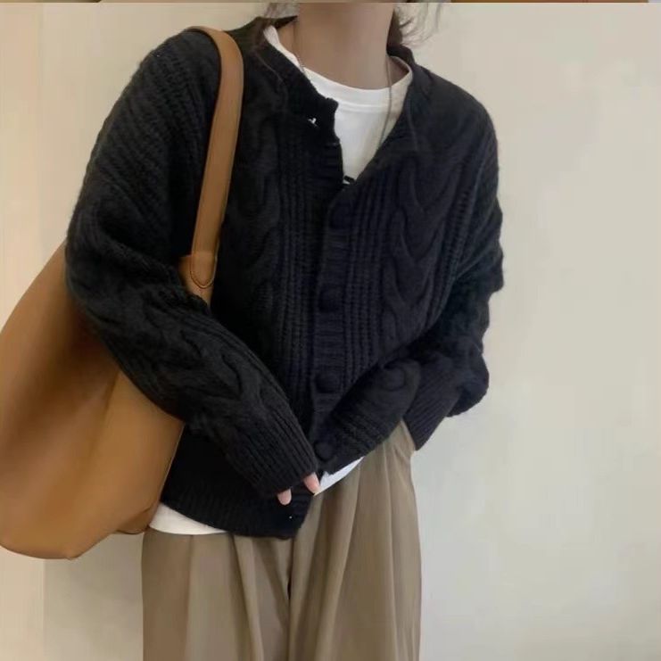 Ladies cardigan with nostalgic cable pattern Lune London