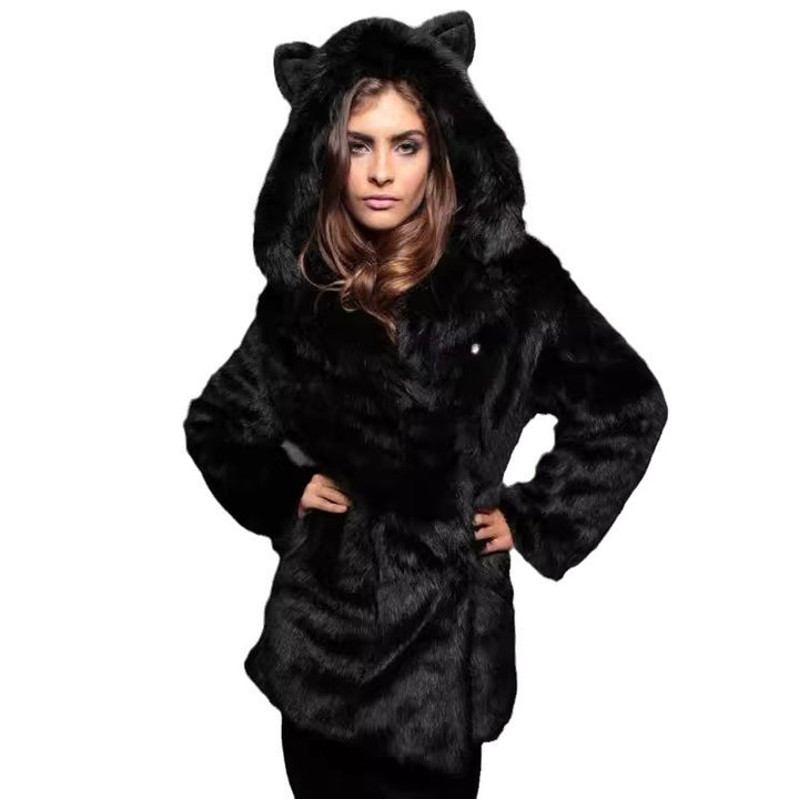 Cozy women's jacket with animal print and hood Lune London