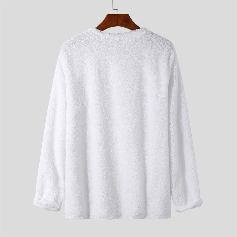 Women's soft fleece sweater with relaxed fit and convenient pockets Lune London