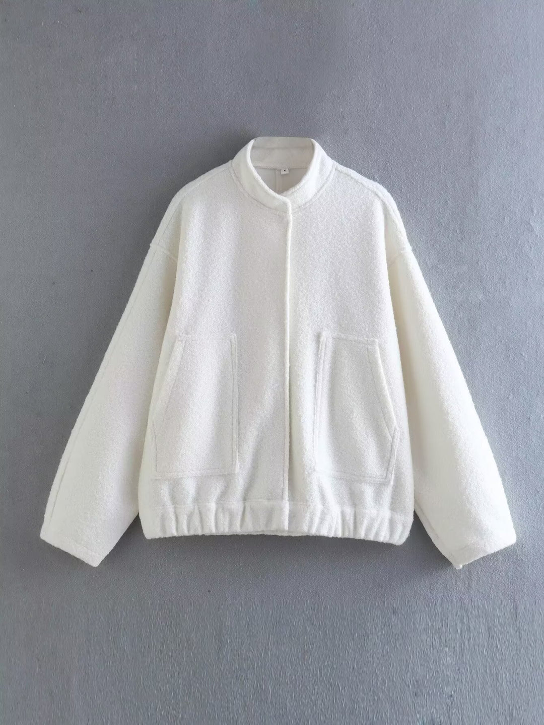 Transitional jacket for women with a modern fabric blend and practical pockets Lune London