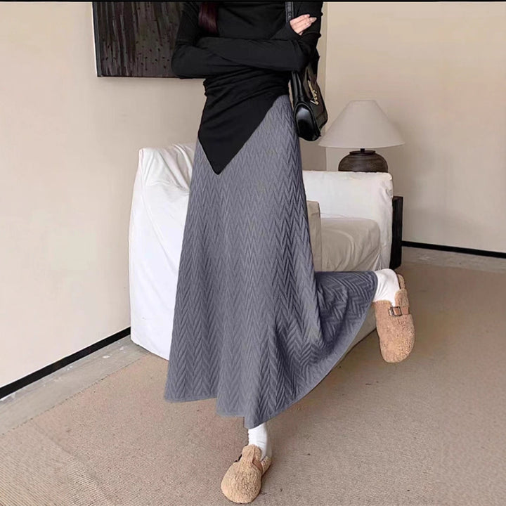 Maxi skirt for women with zigzag pattern and high waist Lune London