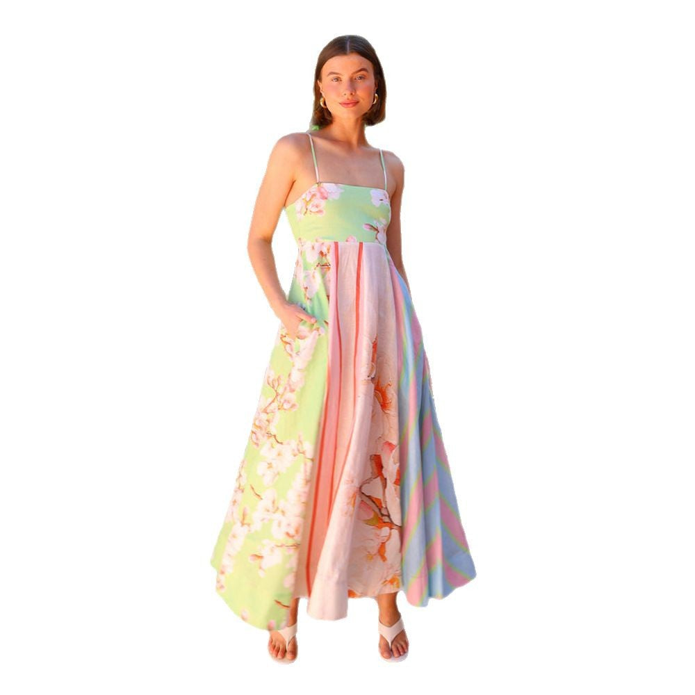 Maxi dress for women with playful patterns and a fluid fabric Chic & Stil