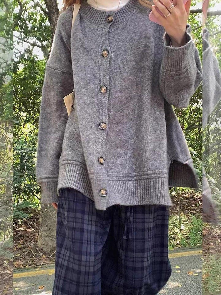 Casual knit jacket for women with large buttons and oversized fit Lune London
