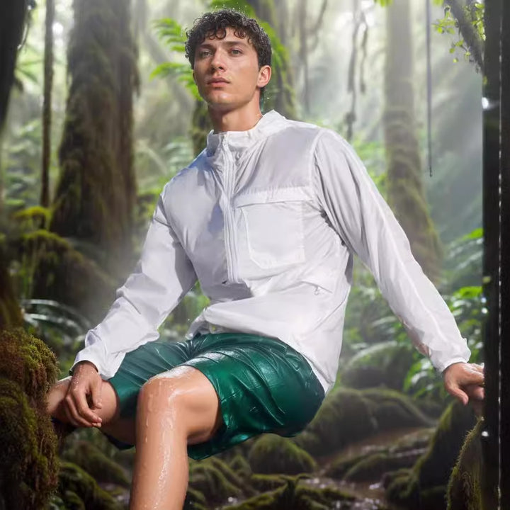 Lightweight and breathable outdoor jacket for men with hood Lune London