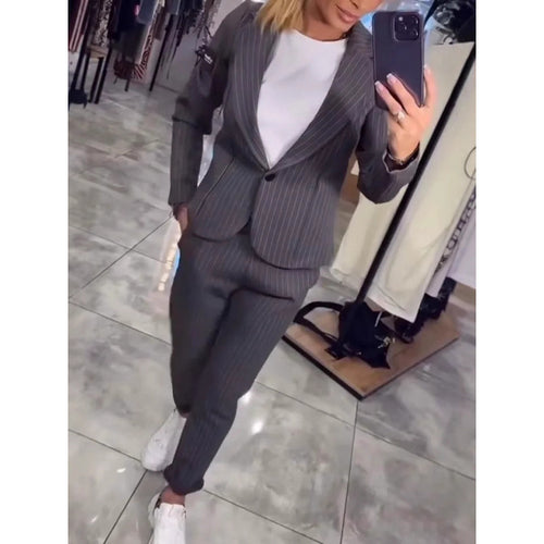 Women Elegant business-casual suit set with fine stripes and a modern fit Lune London