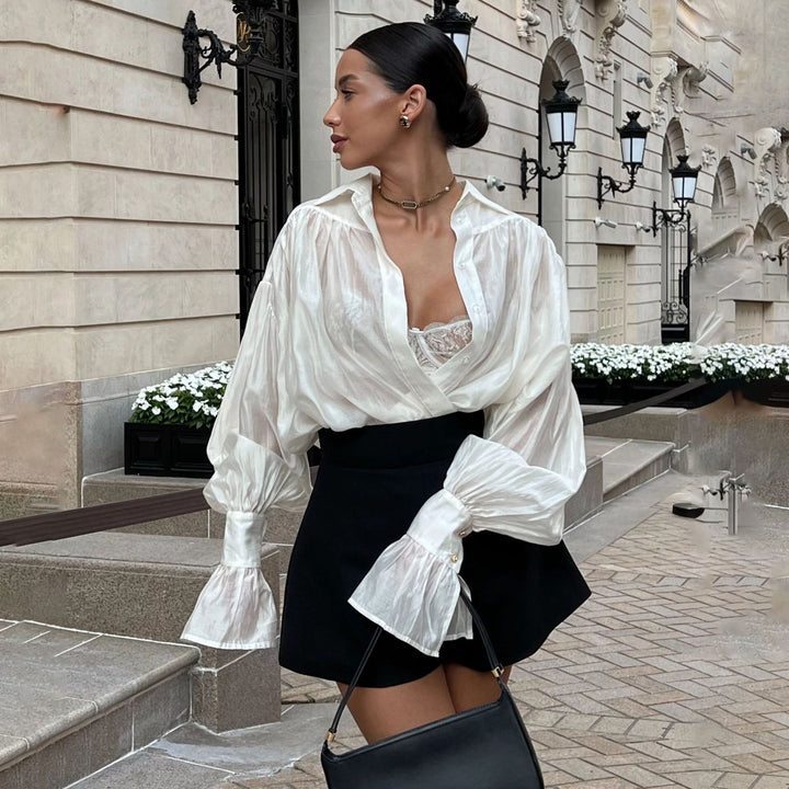 Lune London Elegant blouse for women with dropped shoulders and voluminous sleeves