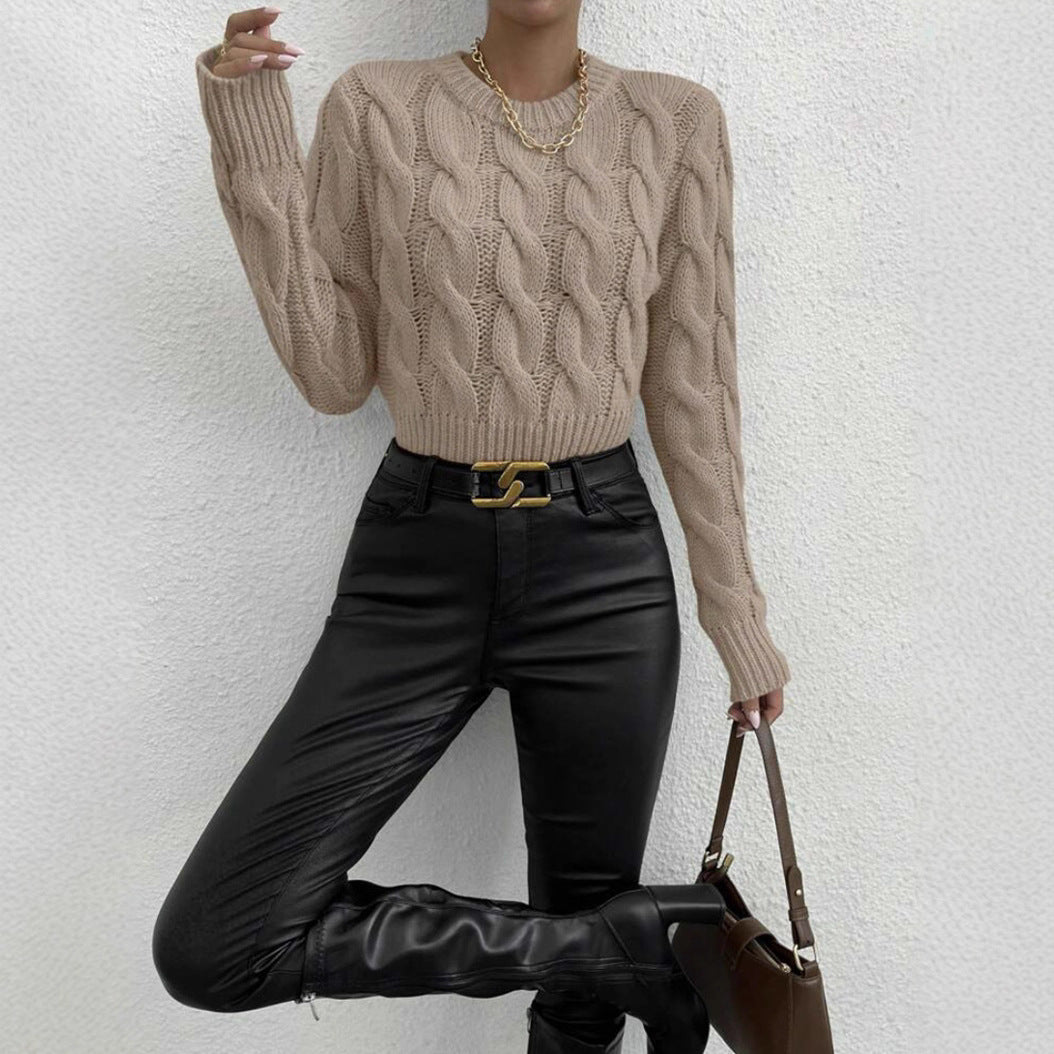Woman Thick knit sweater with twisted pattern Lune London