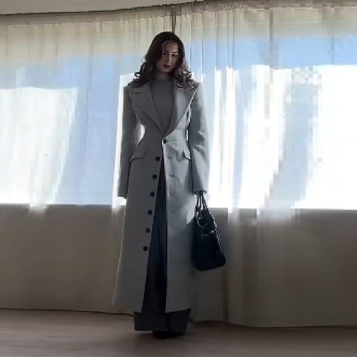 Manteau élégant pour femme avec double boutonnage et coupe ajustée Chic & Stil